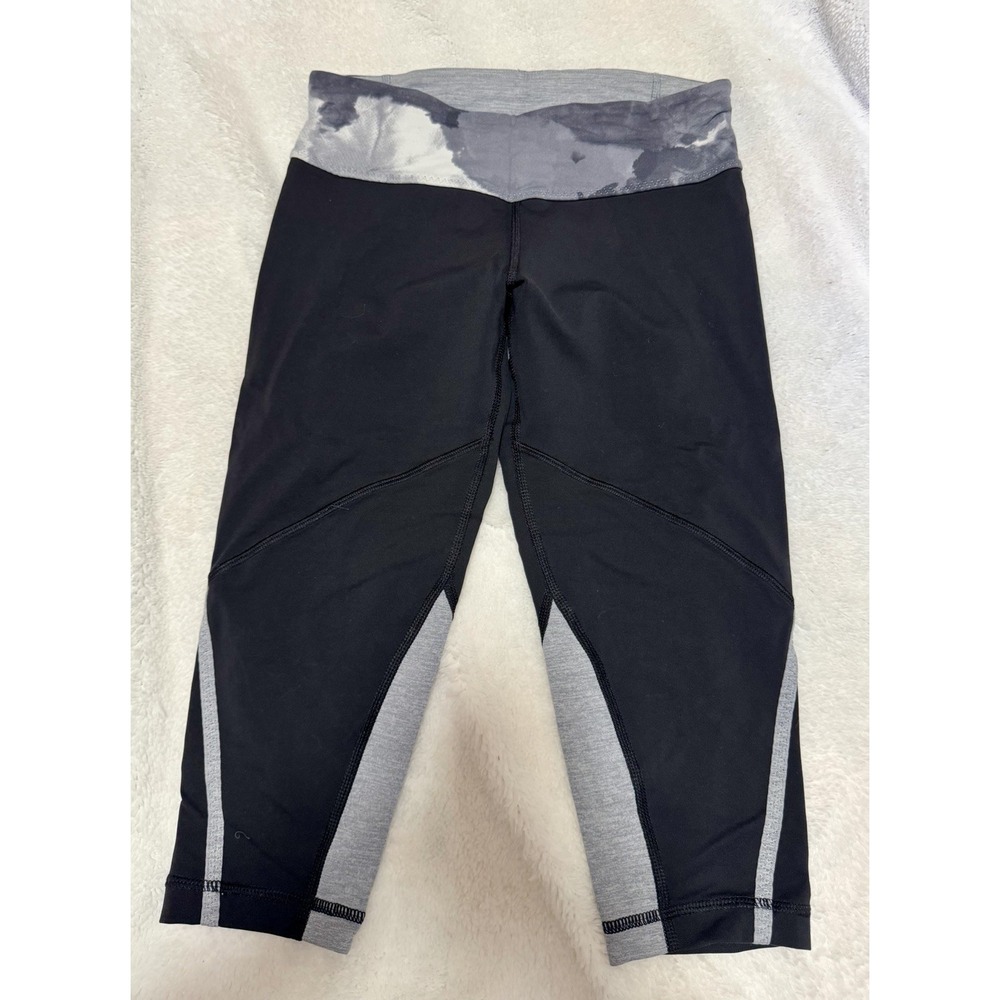 Lululemon Run:‎ Inspire Crop II Wee Are From Space Leggings Black Gray Womens 4